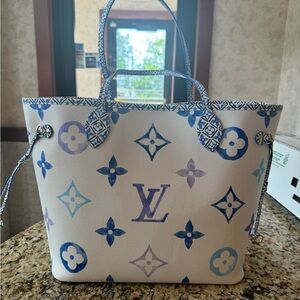 Louis Vuitton by the pool